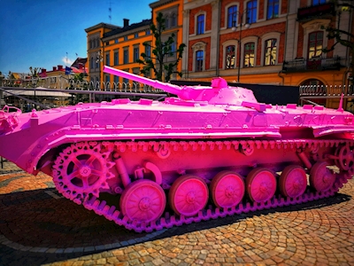 Růžový tank