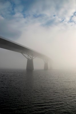 El puente de Sundsvall en la niebla 01