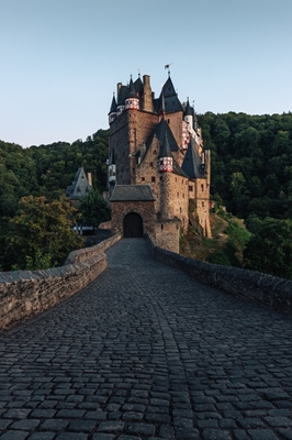 Puesta de sol en el castillo de Eltz