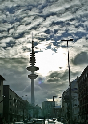TV-tornet i Hamburg vid solned