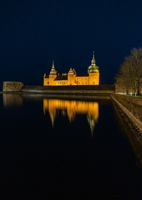 Kalmarin linna yöllä
