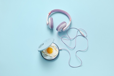 CD player with fried egg 