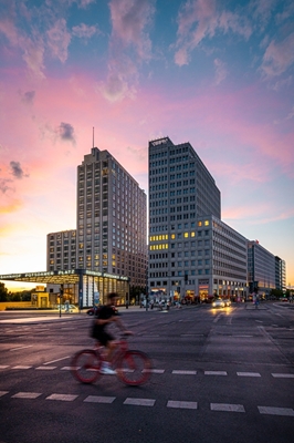 Potsdamer Platzin auringonlasku