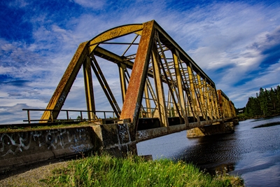 Rautatien silta
