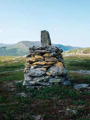 The border cairn
