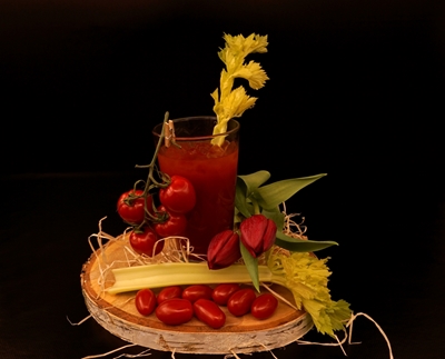 Tomat-vodka cocktail 