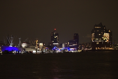 Hamburg bij nacht