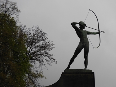 Bogenschütze Skulptur Dresden