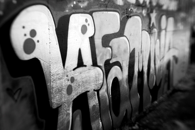 Graffiti in vesting Boden