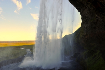 Isländischer Wasserfall
