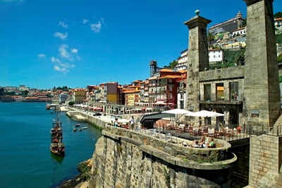 Porto - På stranden av floden Douro 