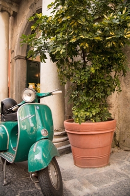 Retro scooter i Amalfi 1
