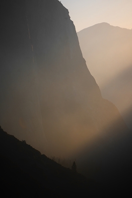 El Capitan o wschodzie słońca
