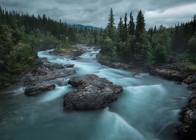 Wasserfall in Lappland, Schweden