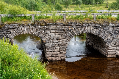 Stone arch bridge in Sweden