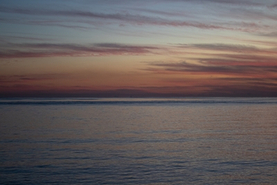 La mer Méditerranée au coucher du soleil