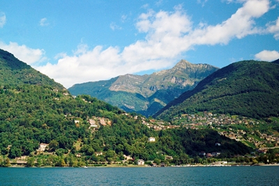 Fjell ved innsjøen Maggiore