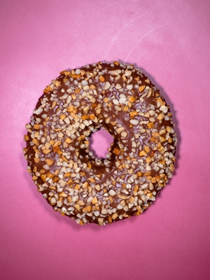 Donut - brun på lilla