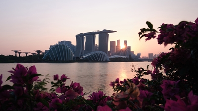 Singapur o zachodzie słońca