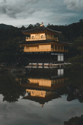 pavillon of kinkaku-ji