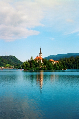 Kerkje in het meer van Bled
