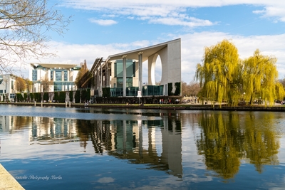Federal Chancellery in spring