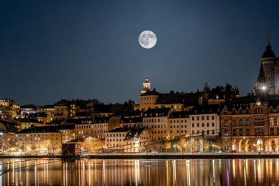 Pełnia księżyca w Sztokholmie