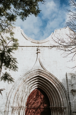 Verlaten kerk in Lissabon