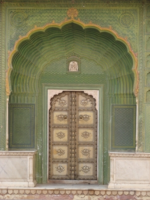 Intialainen ovi