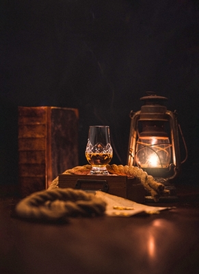 Pirátská sklenice na whisky