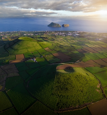 Grüne Aussicht auf Terceira