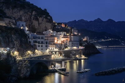 Amalfin rannikko - Atrani yöllä