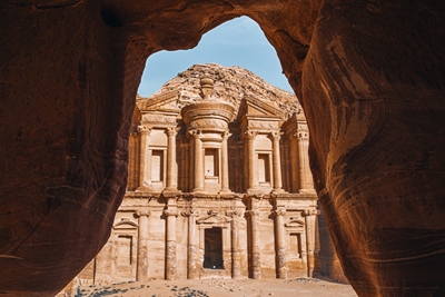 Das Kloster, Petra