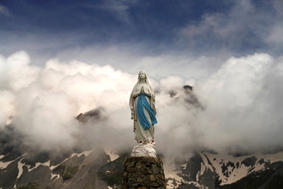 Madonna die Jungfrau, Pyrenäen 