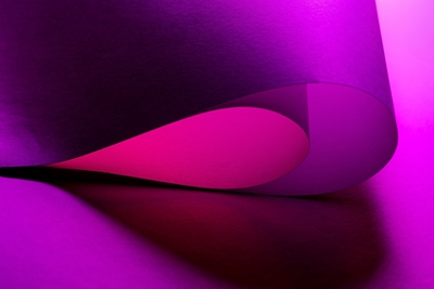 Formes en violet et rose