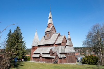 Igreja de madeira norueguesa nas montanhas Harz