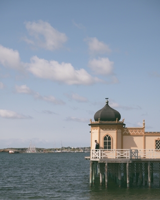 Cold baths house