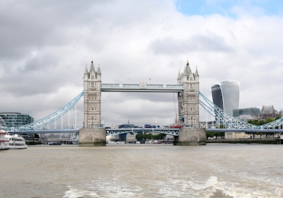 Tower Bridge i Londres