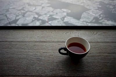 Tè caldo e ghiaccio