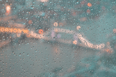 Tower Bridge bajo la lluvia