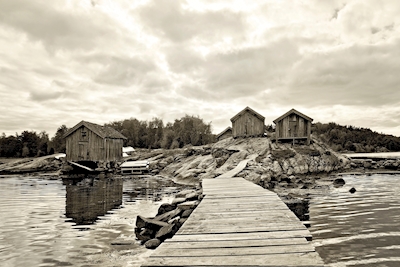Los cobertizos para botes en la playa de Valsäng
