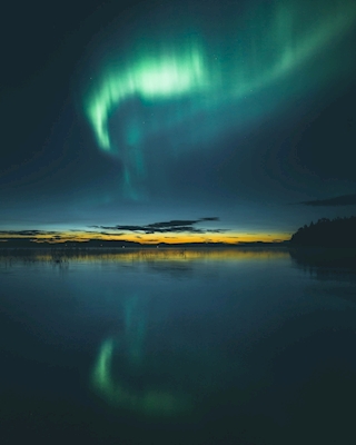 Aurora boreal sobre Lajksjö