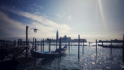 Venezia illuminata dal sole