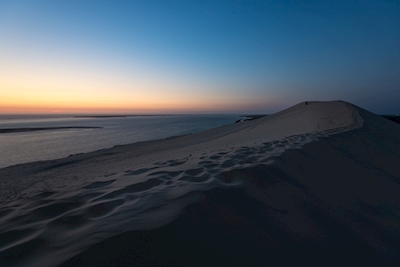 Dune du Pilat auringonlaskun aikaan