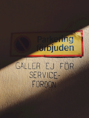 Parking forbidden