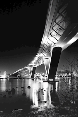 Brücke in Motala schwarz-weiß 