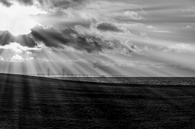 Pont de l’Öresund en noir et blanc