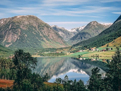 Hermosas montañas en Noruega