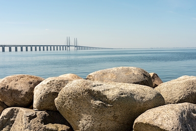 A ponte de Öresund no verão