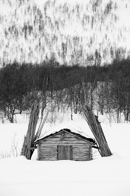Stará stodola u hory